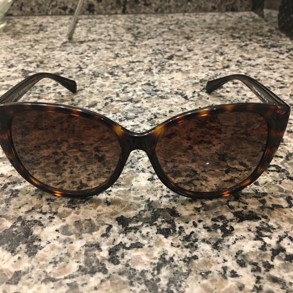 COACH dark tortoise sunglasses - Picture 2 of 6